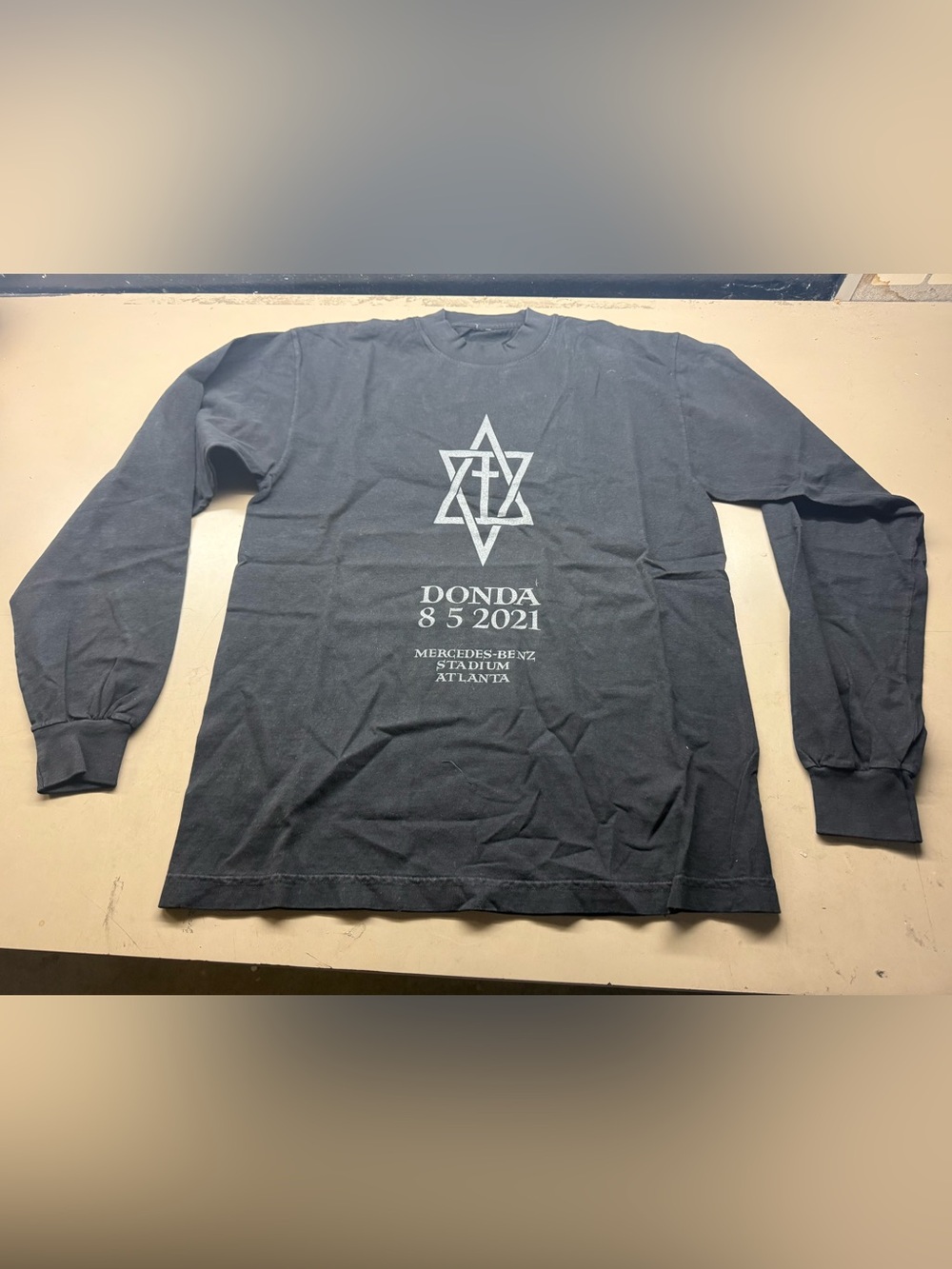 New Men’s Kanye West 7/22/21 Donda Merdeces Benz Stadium Black Long Sleeve Small